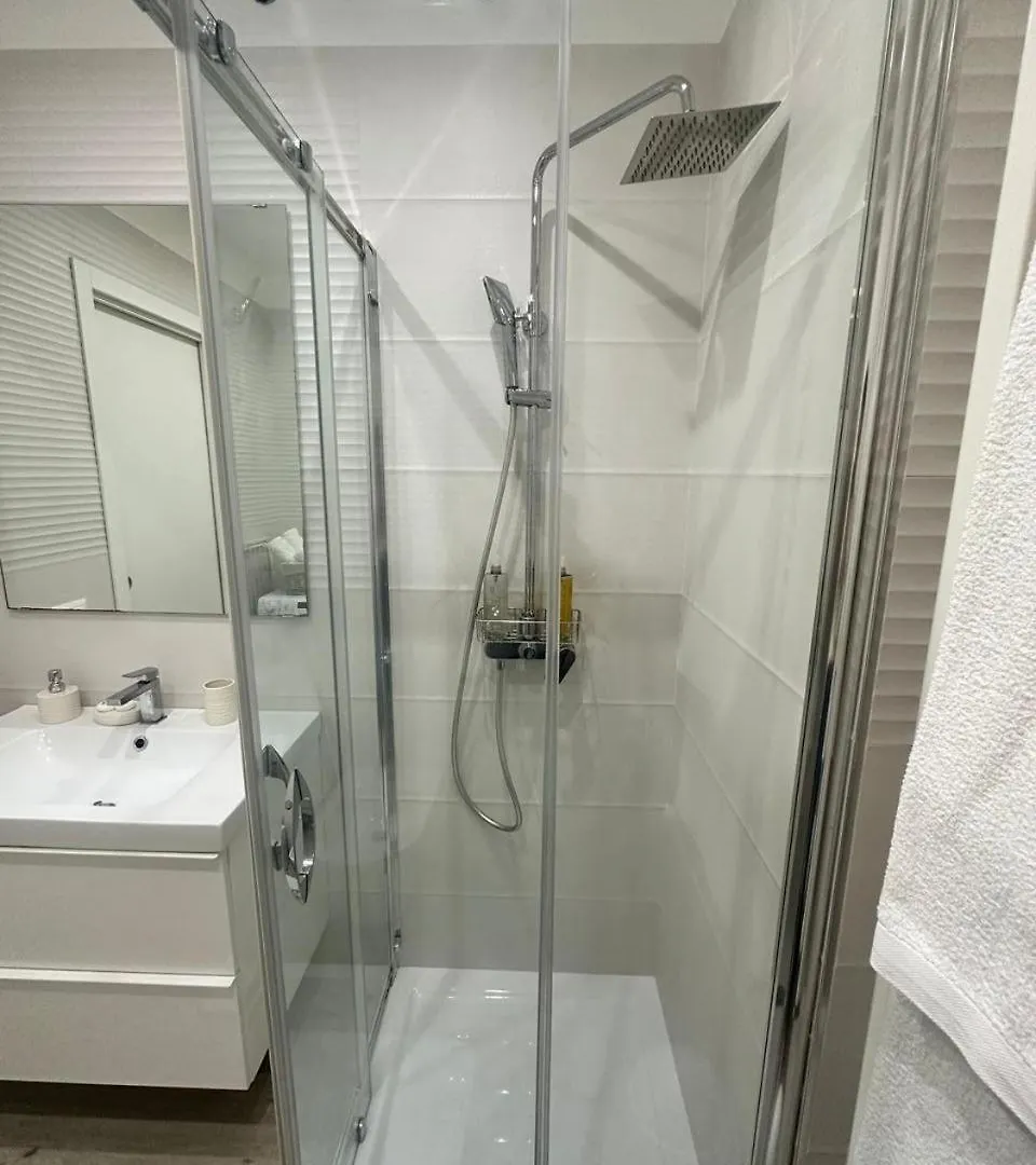 Margherita Apartment Бари 0*,  Италия