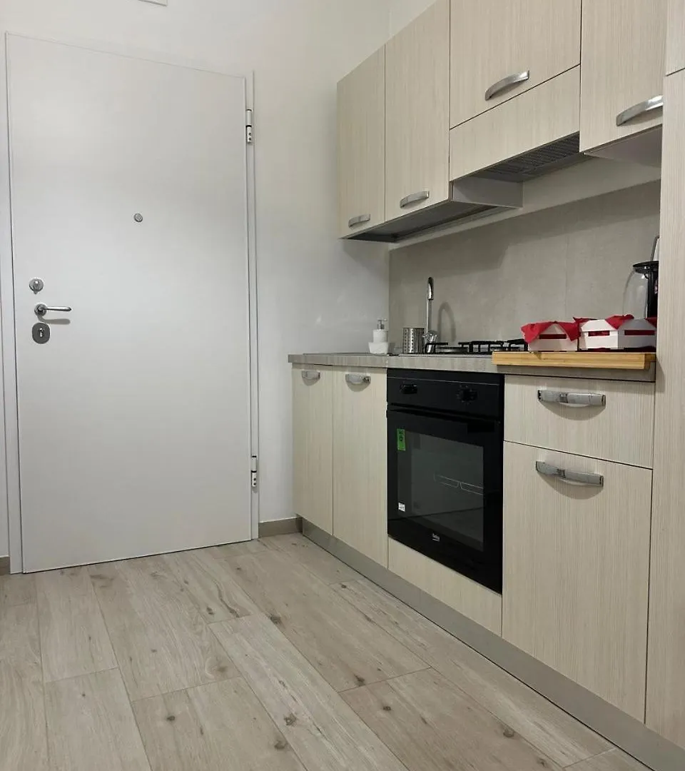 Margherita Apartment Бари Италия